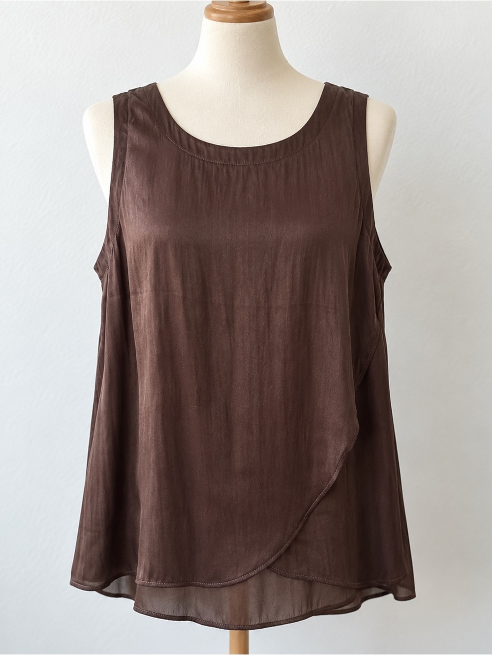 NWT Evereve Ariella Satin Tank Top Chocolate Brown Small